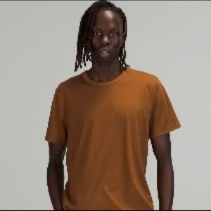 Lululemon The Fundamental T Shirt Size XXL. Copper Brown. Excellent condition